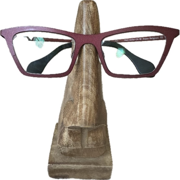 Theo Accessories - Theo Belgium glasses. Perfect frames.